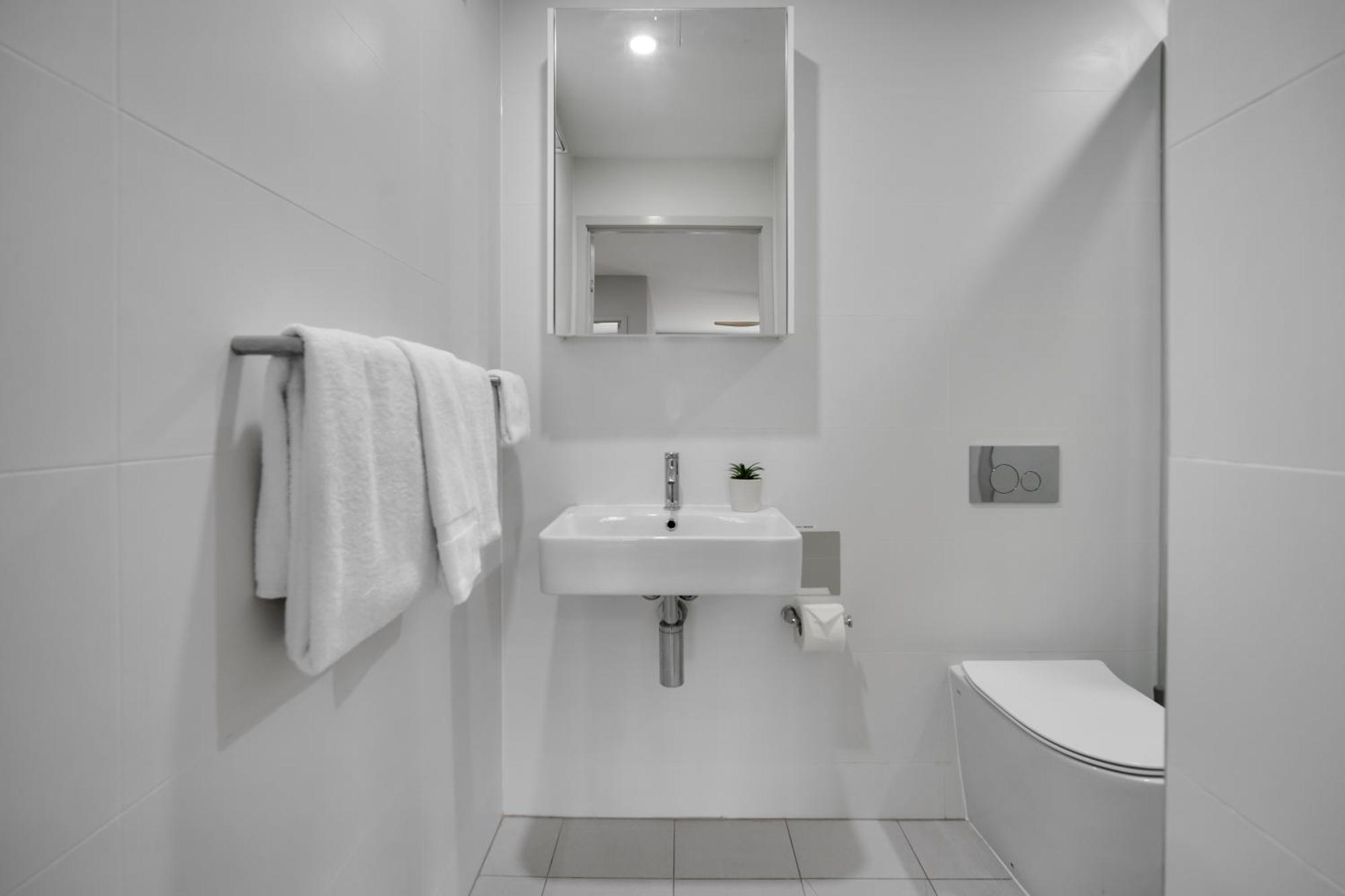 Belmoral Corporate Suites (Adults Only) Townsville Buitenkant foto