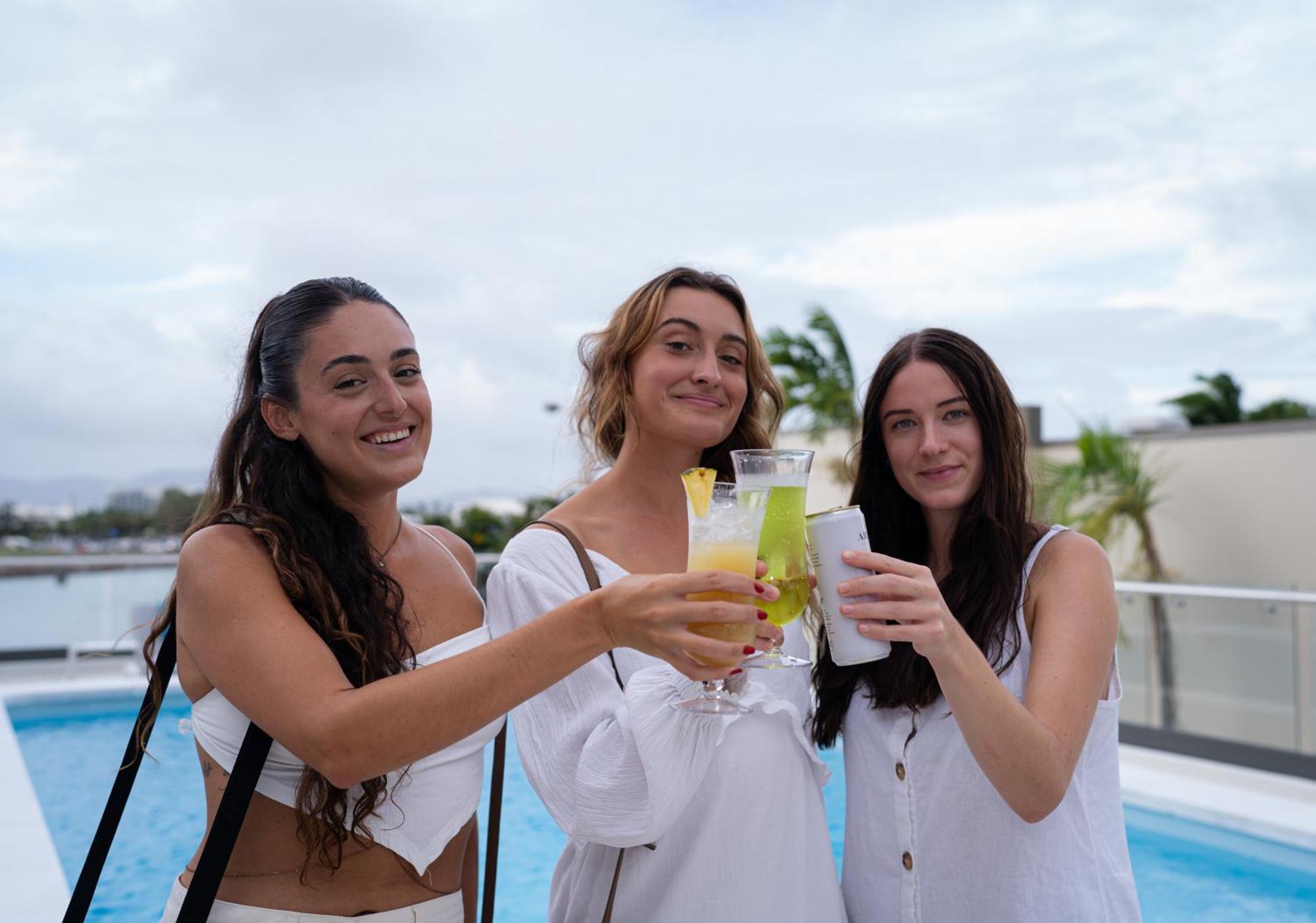 Belmoral Corporate Suites (Adults Only) Townsville Buitenkant foto