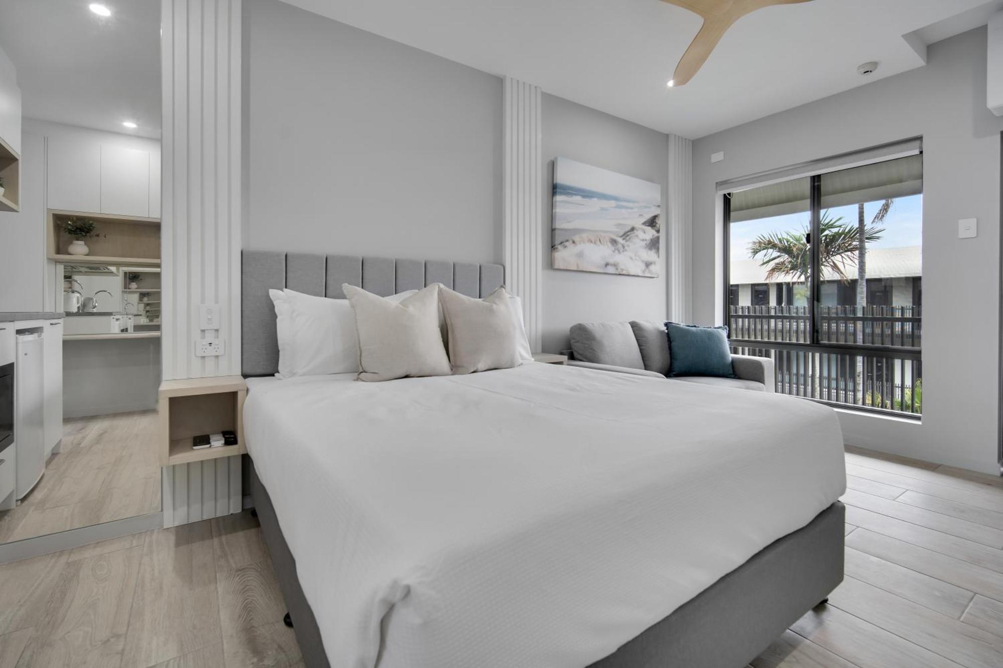 Belmoral Corporate Suites (Adults Only) Townsville Buitenkant foto