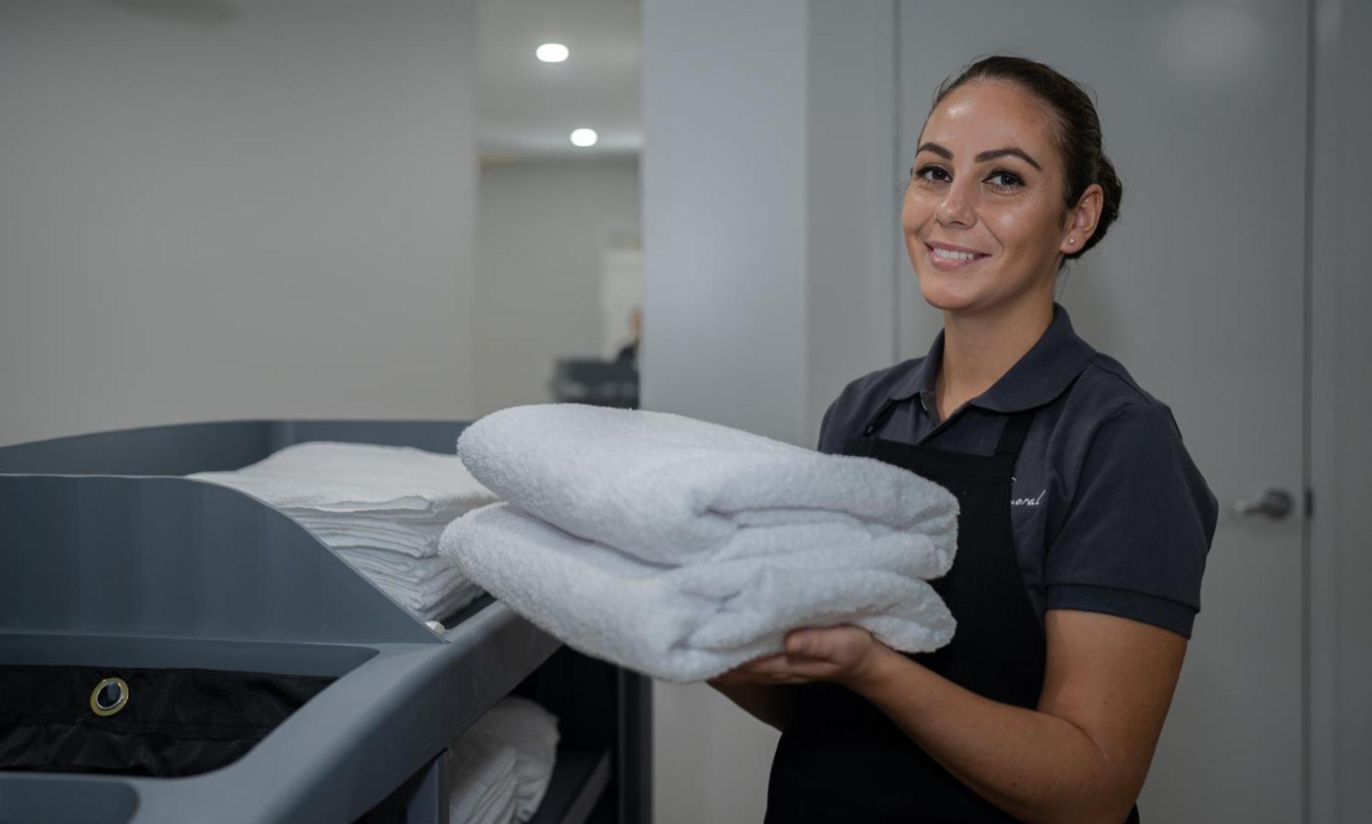 Belmoral Corporate Suites (Adults Only) Townsville Buitenkant foto